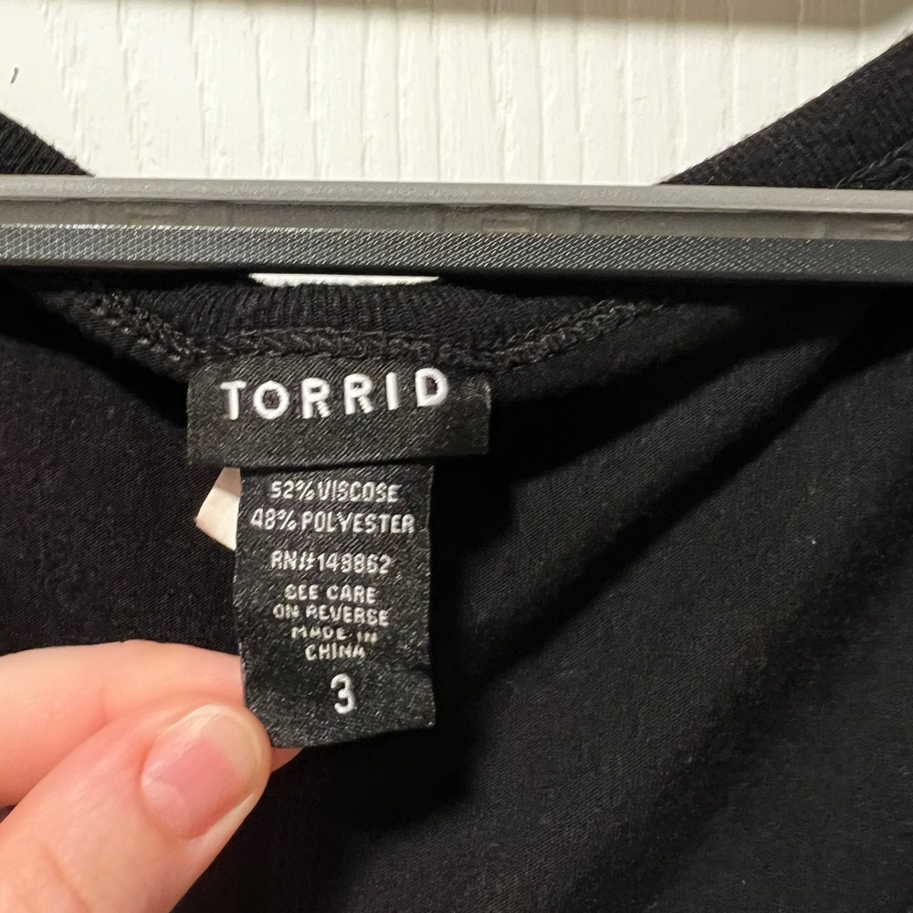 Torrid Tank Top - Picture 2 of 3